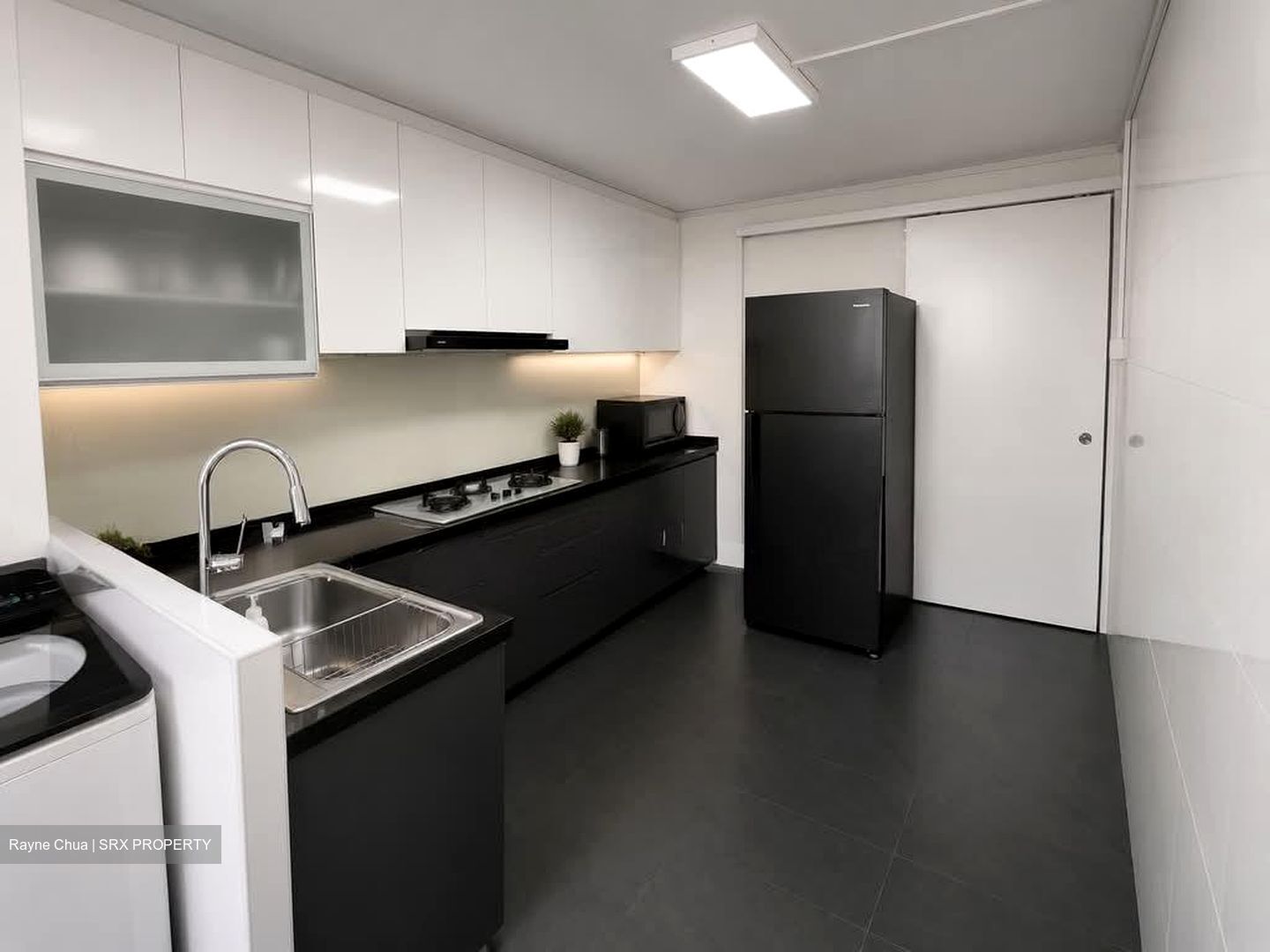 Blk 241 Jurong East Street 24 (Jurong East), HDB 3 Rooms #603877081